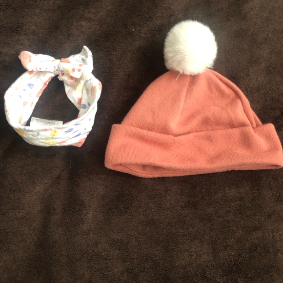 New 0-12 months assortment of baby items - Picture 11 of 16